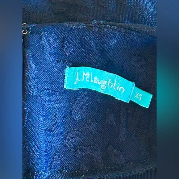 J Mclaughlin Swing Dress Mini Wave Bubble
Jacquard - Picture 8 of 8